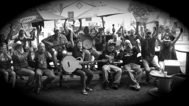 Ragged Mt Band and cast